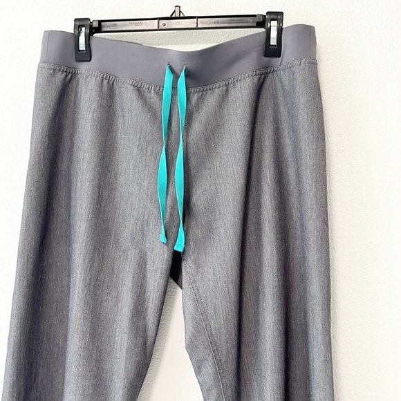 FIGS Scrub Livingston Pants Size MP - Picture 4 of 12